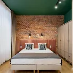1898 Parkside Boutique 4*