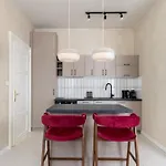 1898 Parkside Boutique 4*