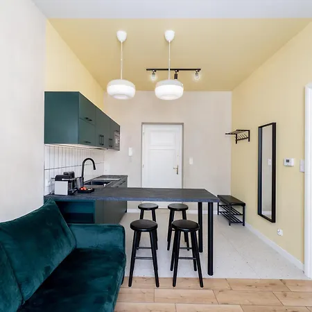 1898 Parkside Boutique شقة فندقية كراكوفيا