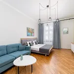 1898 Parkside Boutique 4*