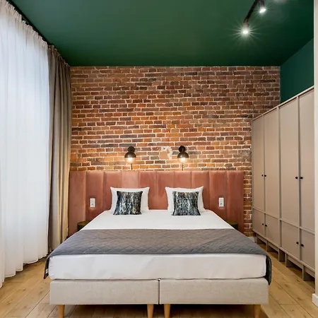 1898 Parkside Boutique 4*