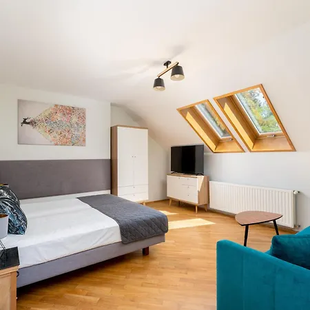 1898 Parkside Boutique 아파트호텔 크라쿠프