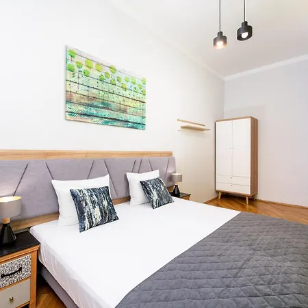 1898 Parkside Boutique Apart Otel