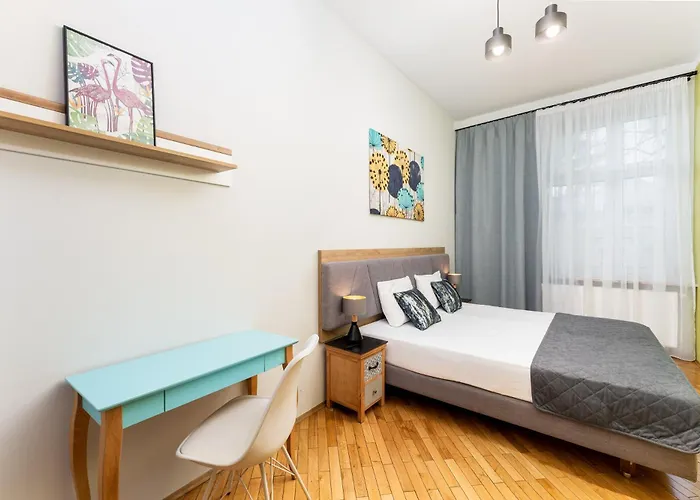 1898 Parkside Boutique Krakau